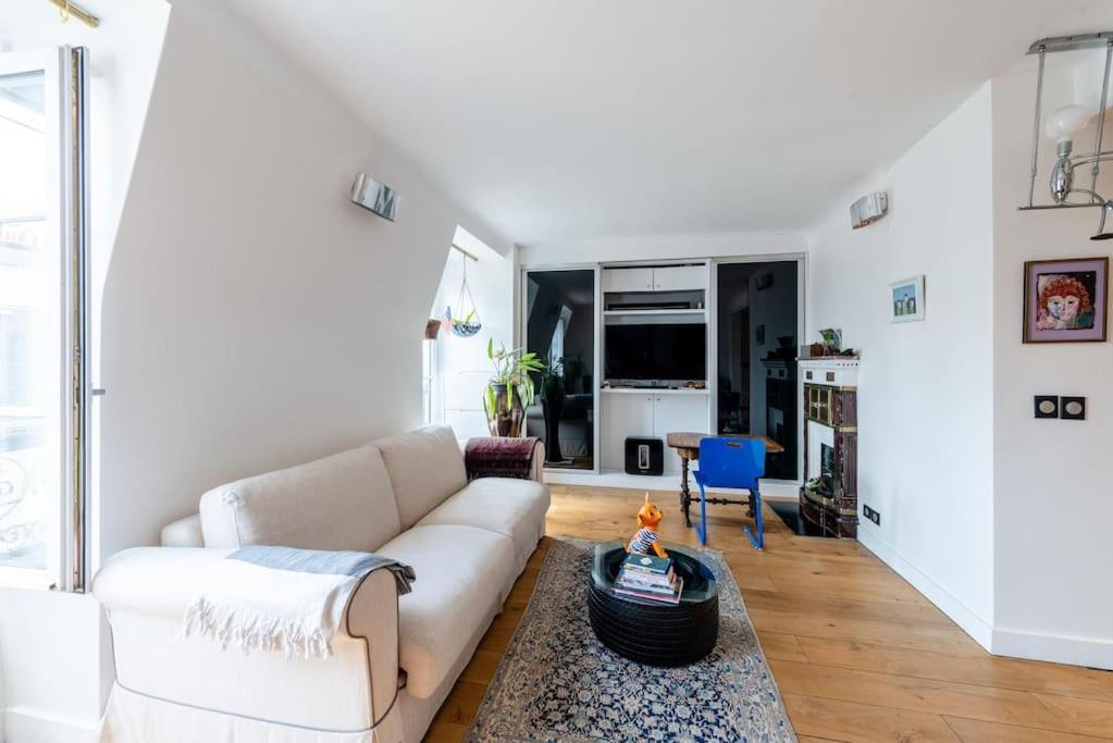 Appartement Vue Tour Eiffel Paris Exterior photo